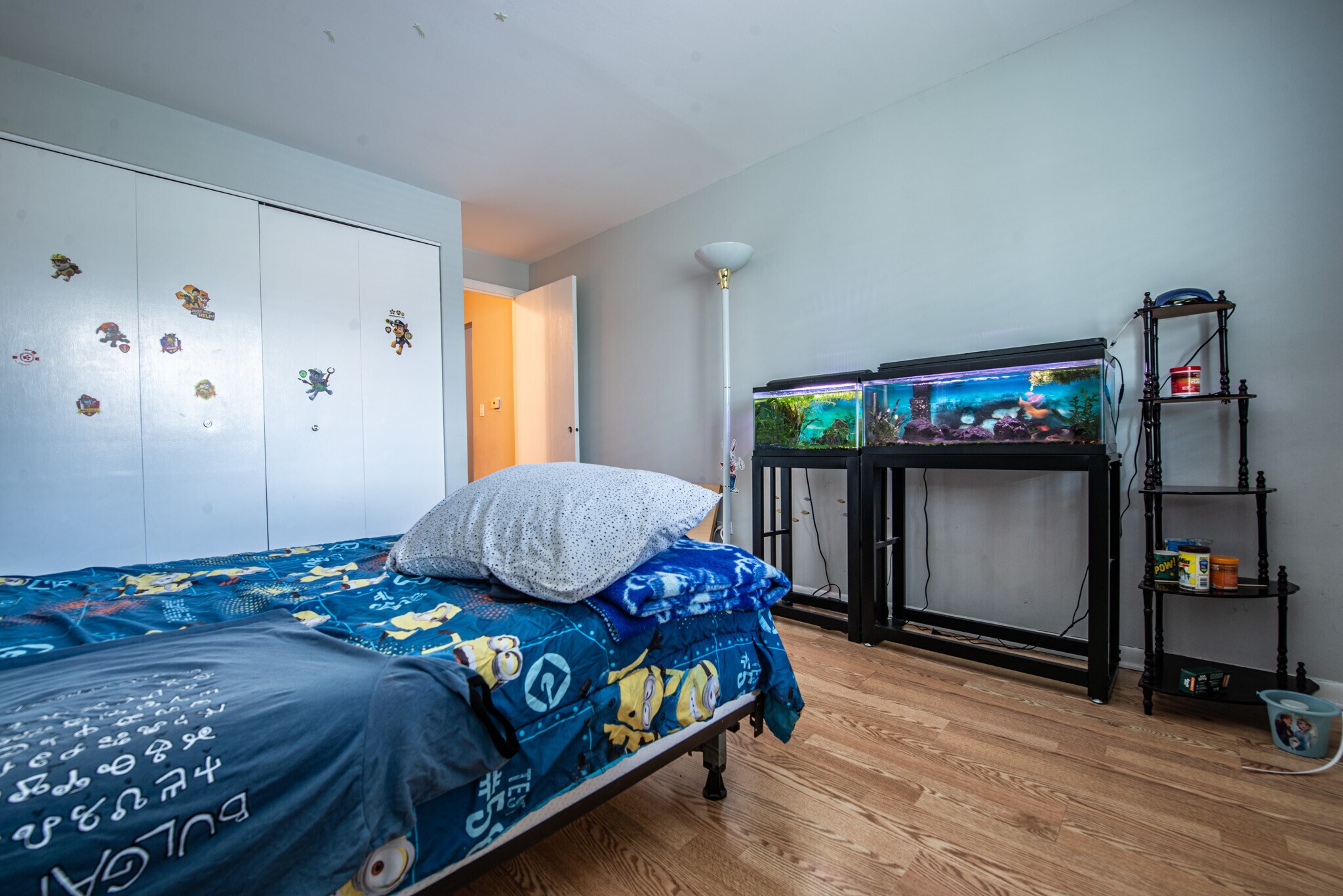 Building Photo - 5525 N Chester Ave