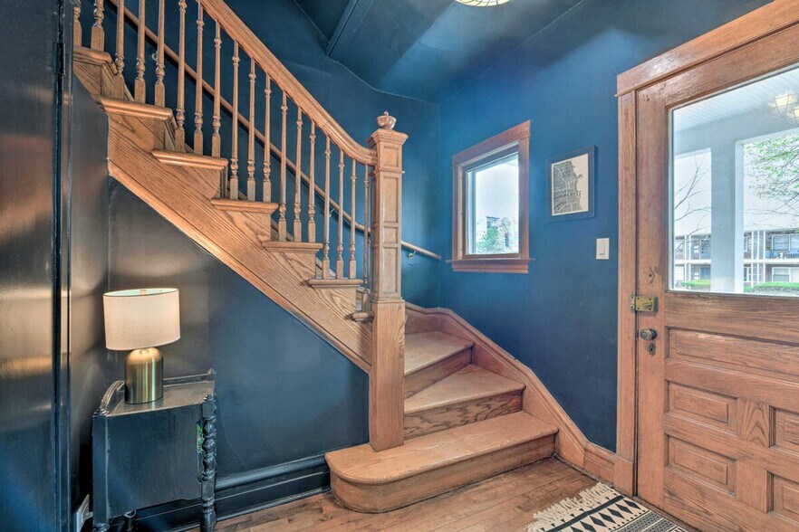 Building Photo - 1129 Augusta St