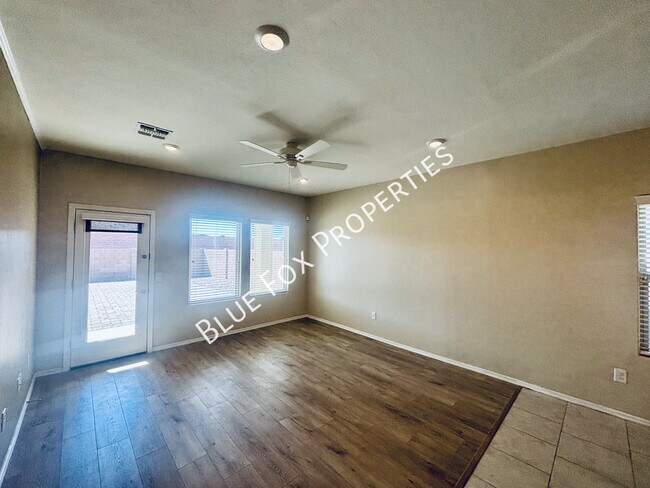 Building Photo - 10232 N Crooked Peak Trail