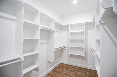 Building Photo - 924 Parker Ln