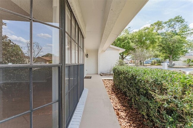 Building Photo - 16203 Fantasia Dr