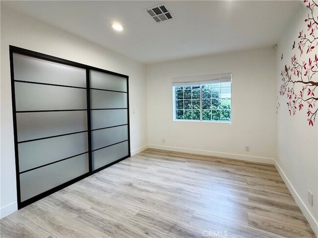 Building Photo - 22539 Dolorosa St