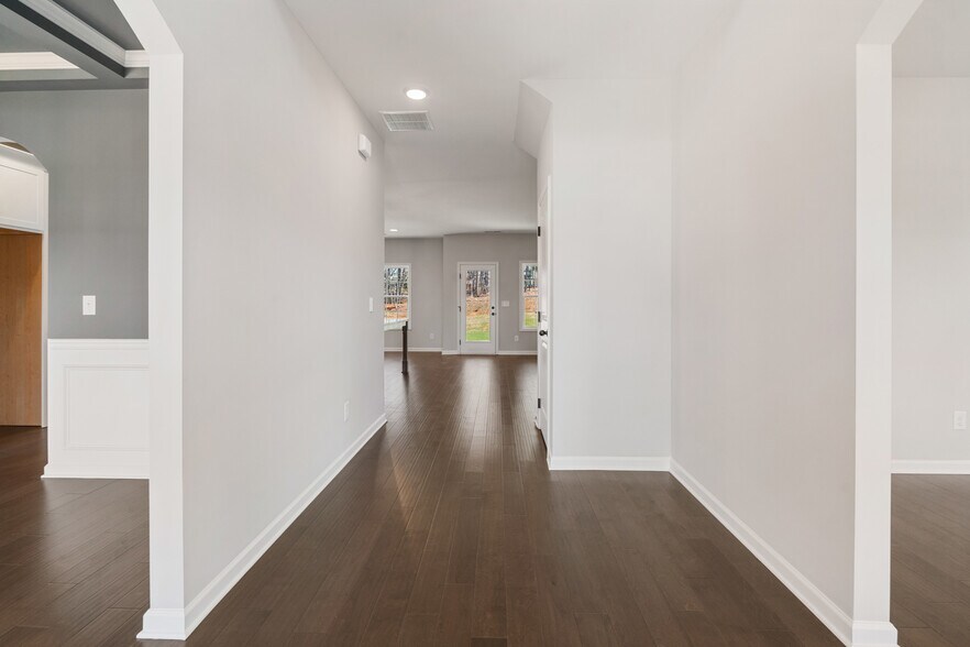 Entryway - 3069 Wynn Way