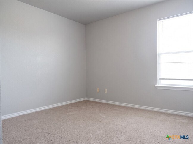 Building Photo - 1714 Risen Star Ln