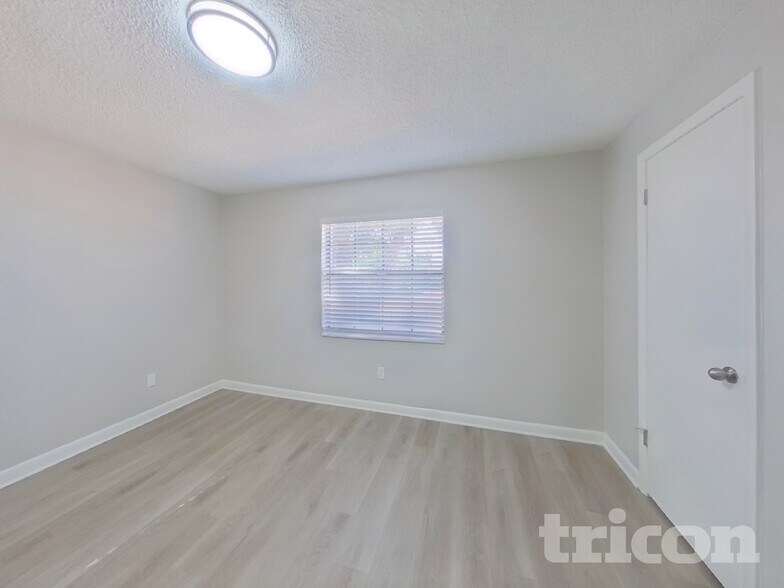 Building Photo - 4704 Foxshire Cir