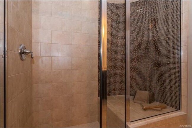 Building Photo - 8079 Rutland Village Dr, Mechanicsville, V...