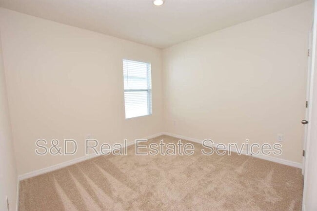 Building Photo - 5552 Siltstone St