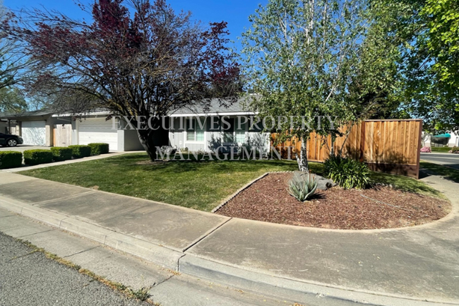 Building Photo - 3341 El Dorado Ct