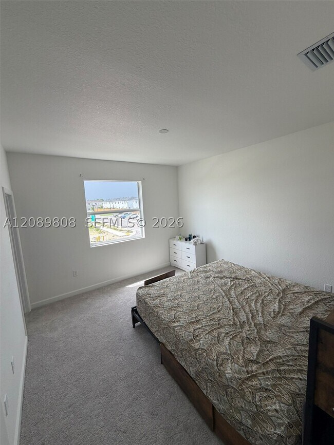 Building Photo - 35537 SW 189th Ave