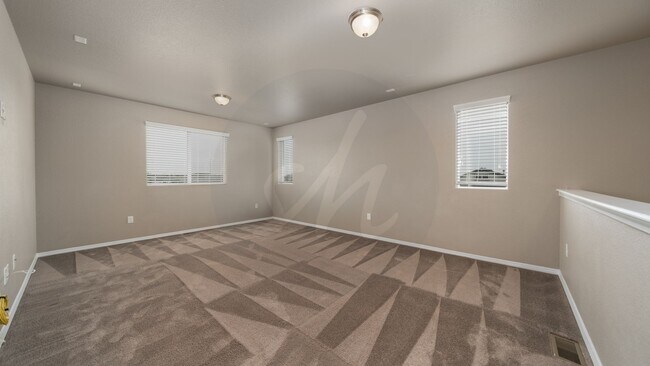 Building Photo - Stunning 5 bedroom home in Banning Lewis R...