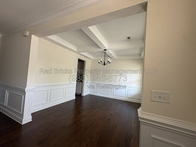 Building Photo - 2403 Palmdale Walk Dr