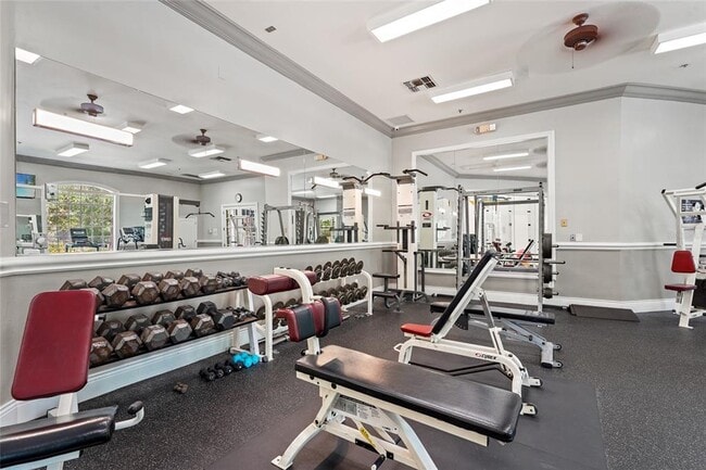 Building Photo - 4156 Central Sarasota Pkwy