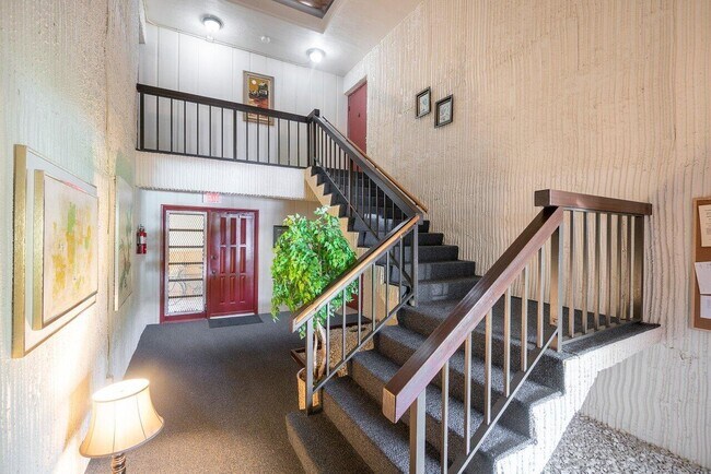 Building Photo - 22089 Cocoa Palm Way