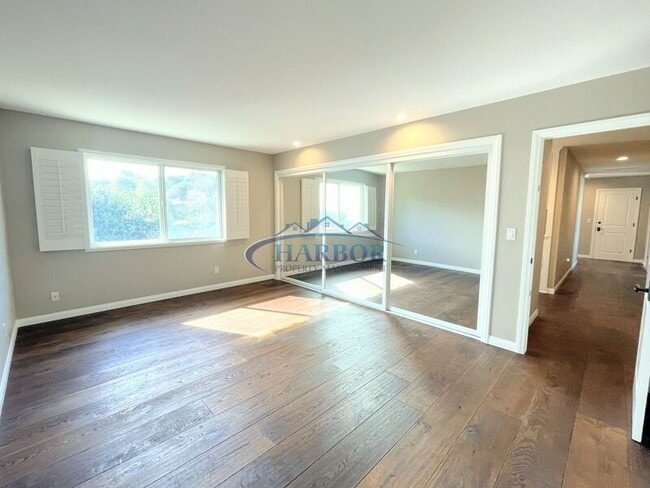 Building Photo - 2300 Sparta Dr