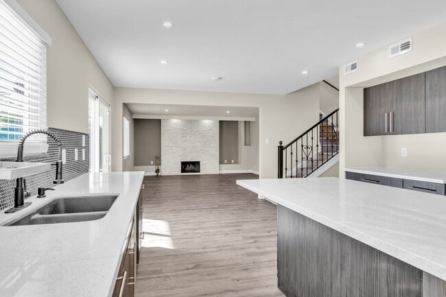 Building Photo - 6845 Coley Ave