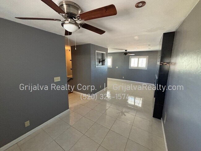 Building Photo - 1444 S Palo Verde Ave