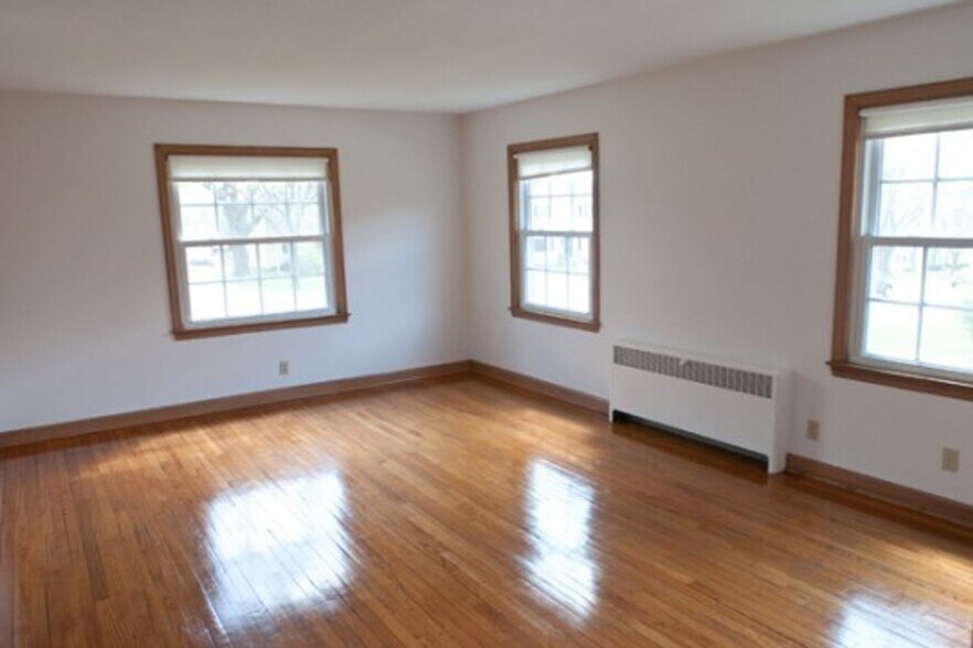 Interior Photo - Longfellow Gardens Apartment Homes