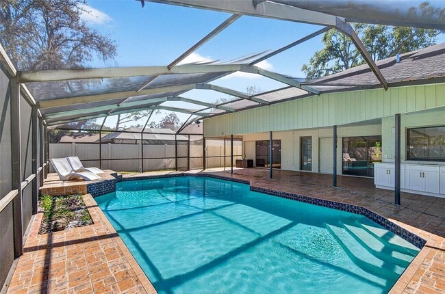 Building Photo - 5107 Lanai Way