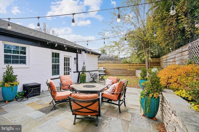 Building Photo - 4110 Edgevale Ct