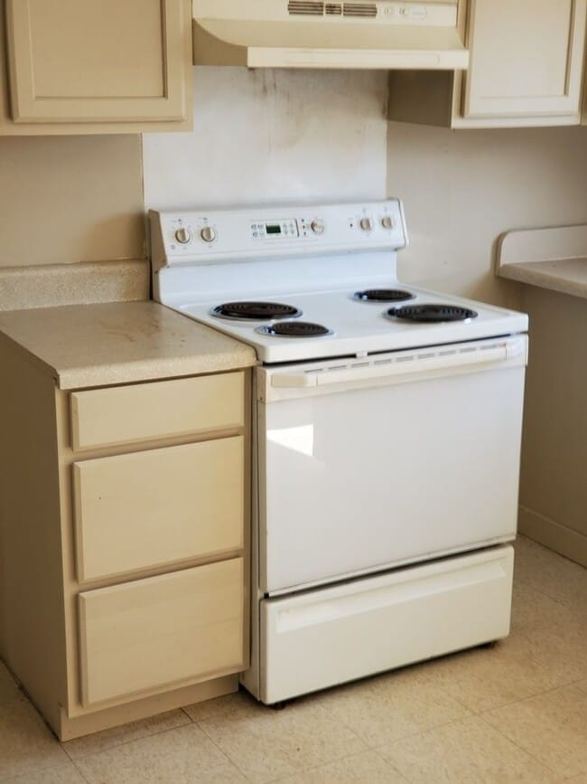 Building Photo - Two Bedroom One Bath Manufactured Home - G...