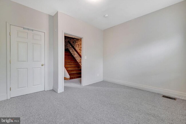 Building Photo - 1742 E Lombard St