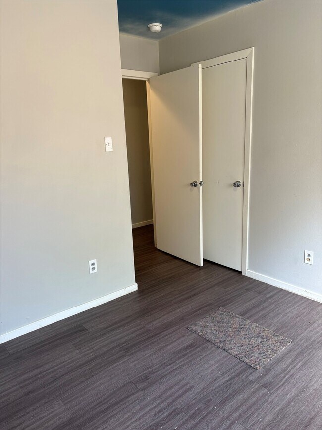 Building Photo - 5114 Madden Rd