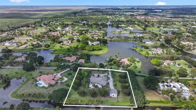 Building Photo - 10630 El Caballo Ct