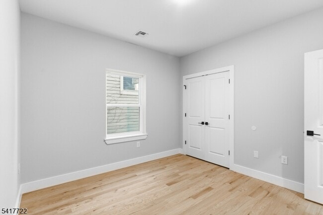 Building Photo - 34 Elizabeth Ave