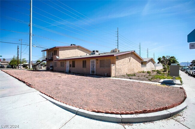 Building Photo - 5132 Pebble Beach Blvd