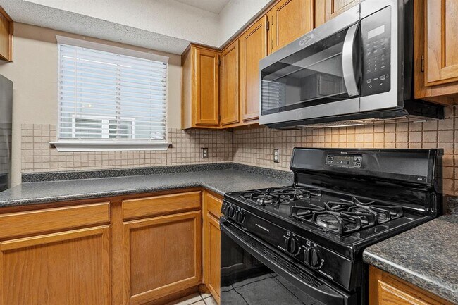 Building Photo - 8401 Horton Trail