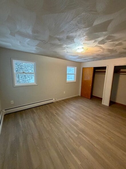 Building Photo - 44 Young Ave