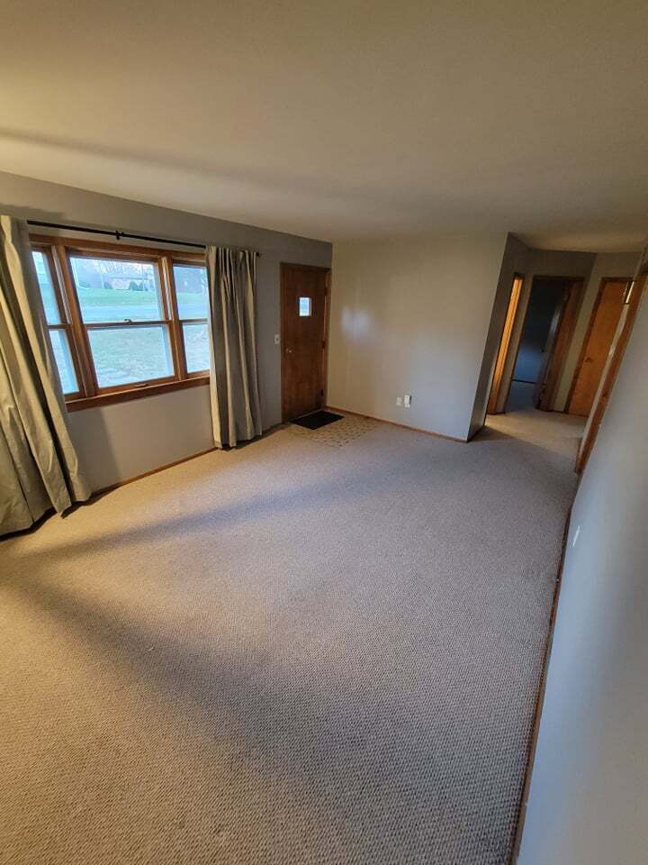 Living room toward bedroom - 104 S Park St