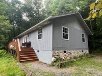 Building Photo - 457 Fox Trce Dr