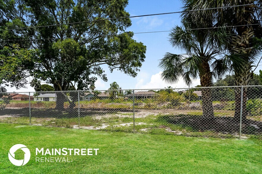 Building Photo - 7323 Barragan Rd