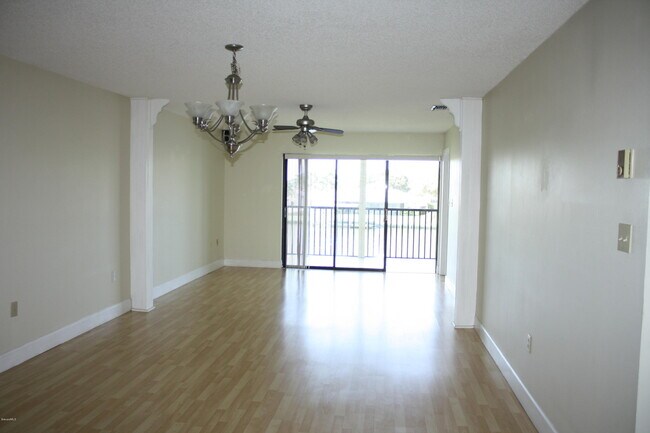 Building Photo - 325 S Banana River Blvd