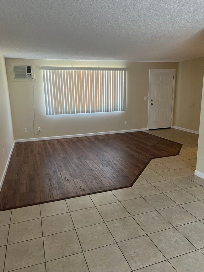 Building Photo - 1214 Withington St