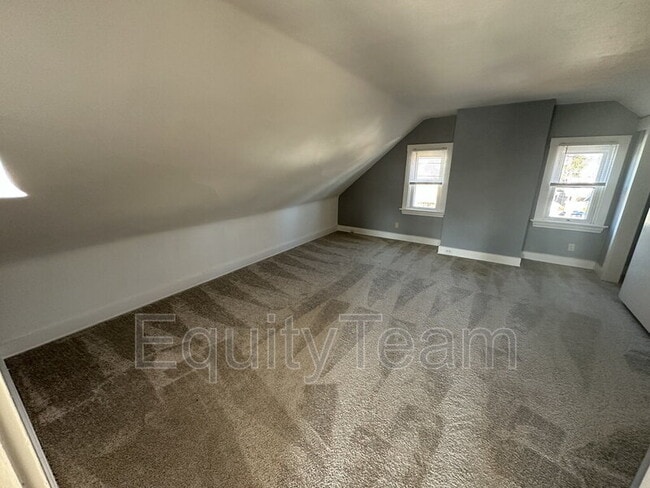 Building Photo - 2618 Ida Ave