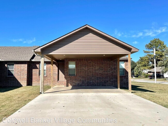 Primary Photo - 3 br, 2 bath House - 45 Aaron Street