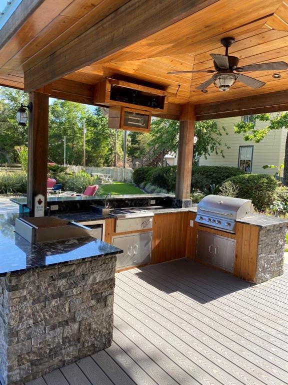 Building Photo - 11609 NW 62nd Pl