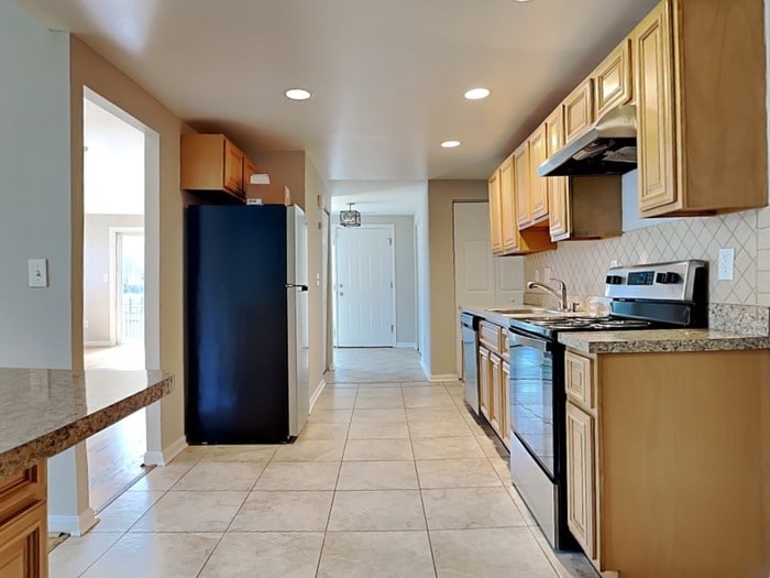 Building Photo - 4108 Springsleigh Rd