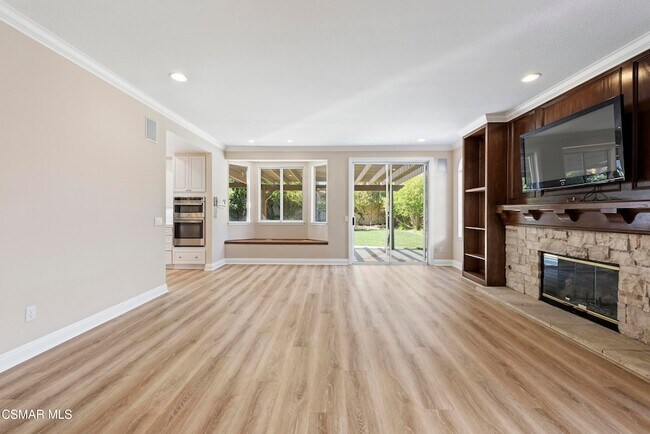 Building Photo - 1811 Fox Springs Cir