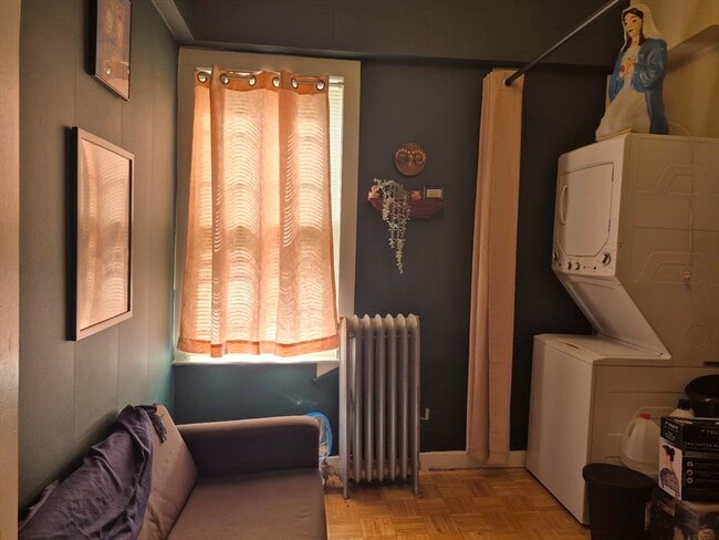 Building Photo - 445 Beech St