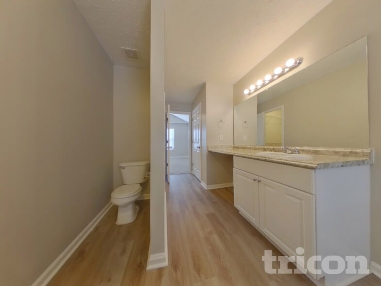 Building Photo - 360 Springhaven Way SE