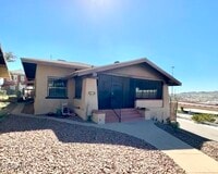 Building Photo - 1546 Upson Dr