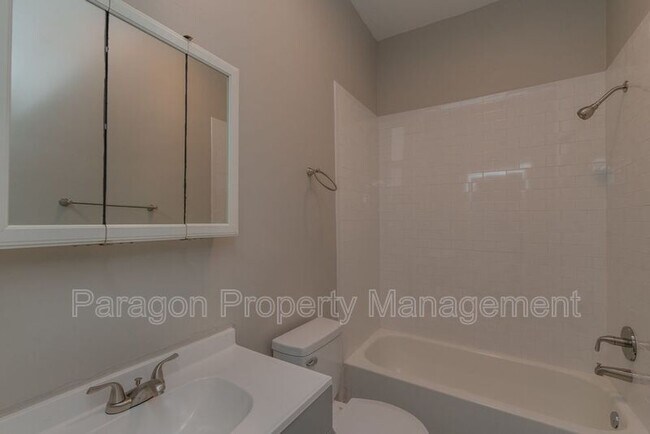 Building Photo - 2158 Broad St