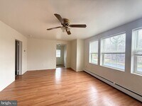 Building Photo - 1100 Grant Ave