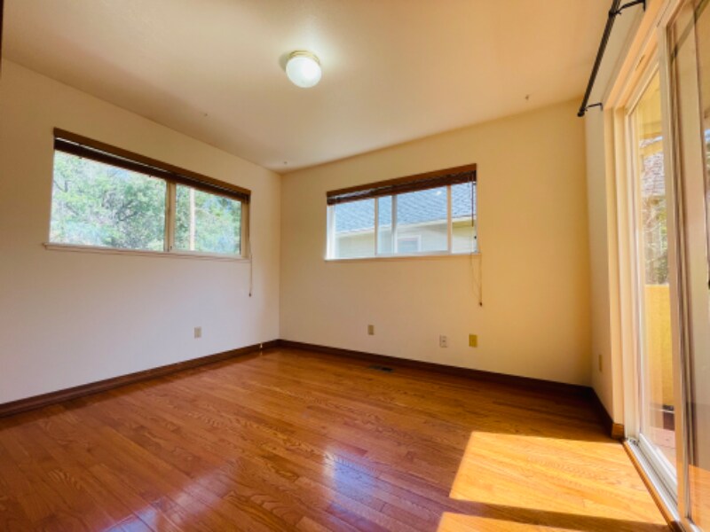 Building Photo - 2428 W Pikes Peak Ave
