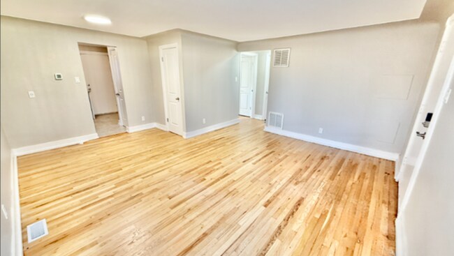 Screenshot 2025-12-16 123552 - Flats at 16th