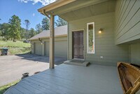Building Photo - 33628 Berg Ln