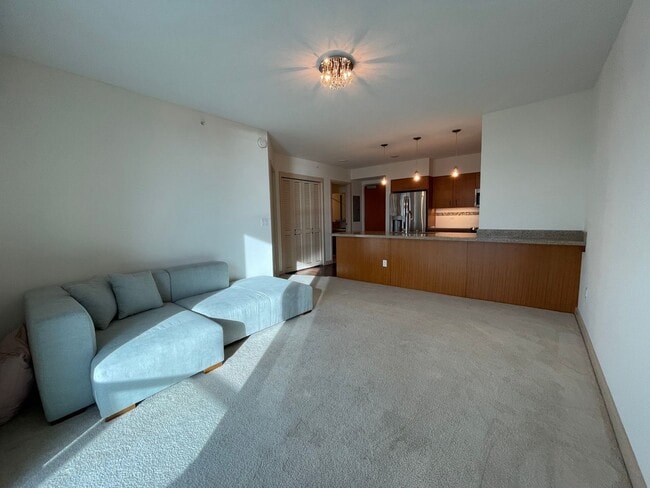 Building Photo - 1 bed/1 bath/ 1 parking Keauhou Place